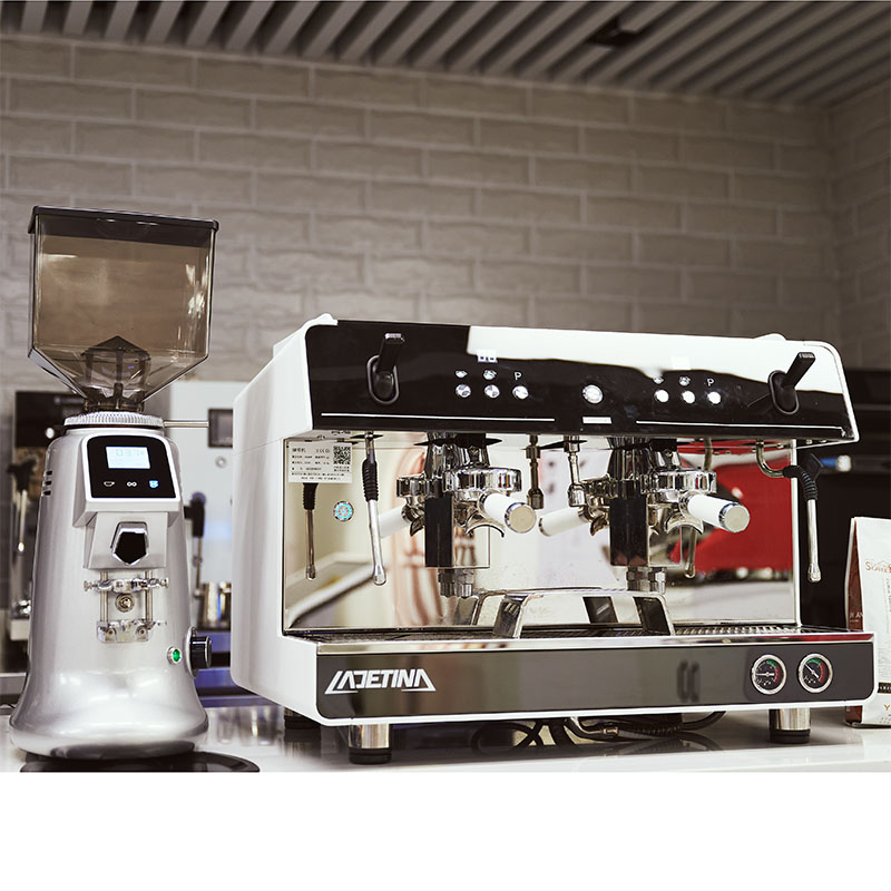 Professionele Italiaanse comme - Commercial Coffee Machine 3 Group recensie en prijs